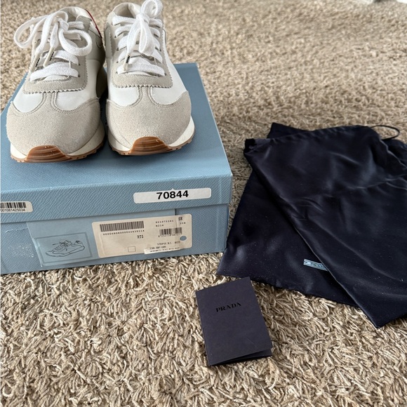 Prada sneakers size 38.5 - Picture 8 of 9
